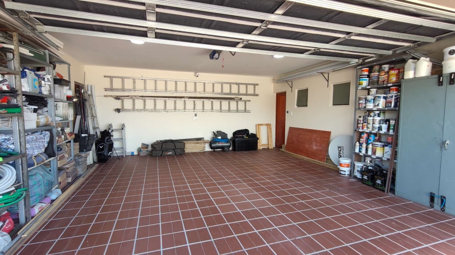 4 Bedroom Property for Sale in Dana Bay Western Cape